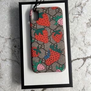 iPhone XR case with Gucci Strawberry